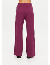 Load image into Gallery viewer, The Upside Juliet Pant
